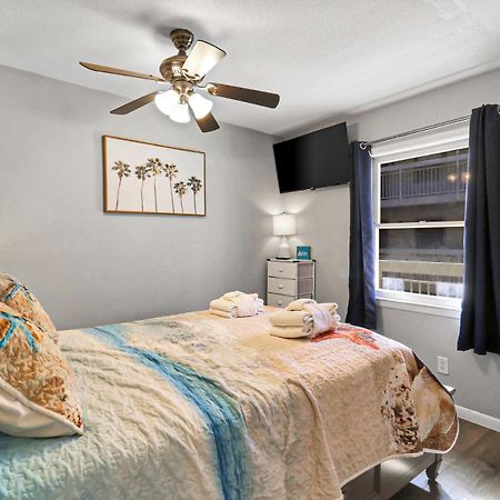 Ocean View Breakers Condo at Coligny Beach Hilton Head Island Exterior photo